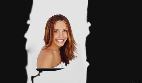 Amanda Laura Bynes