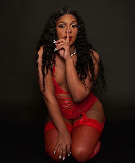 Nahá fotka uniklých OnlyFans od Bianca Brown
