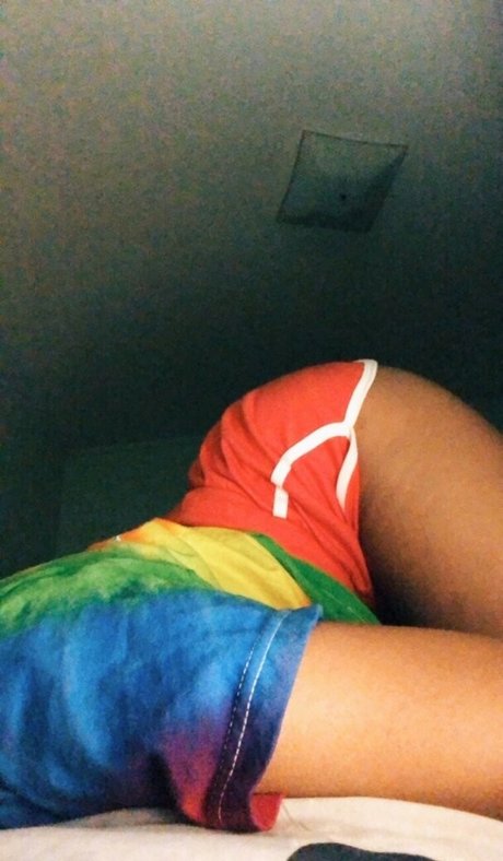 Naken läckt OnlyFans-bild av Sxarlettbabydoll