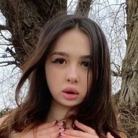 Foto nua vazada do OnlyFans de Edinorozheek