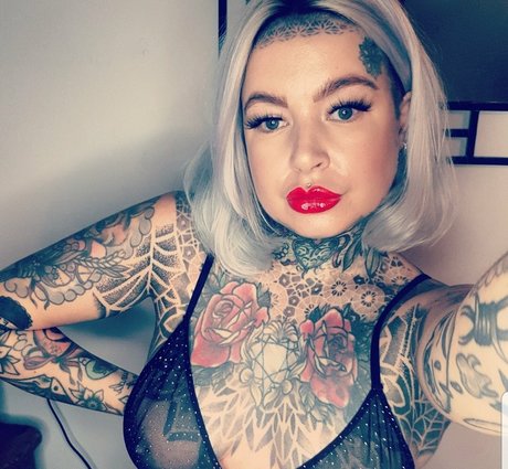 Naken lekkede OnlyFans-bilde av Summerrayexo