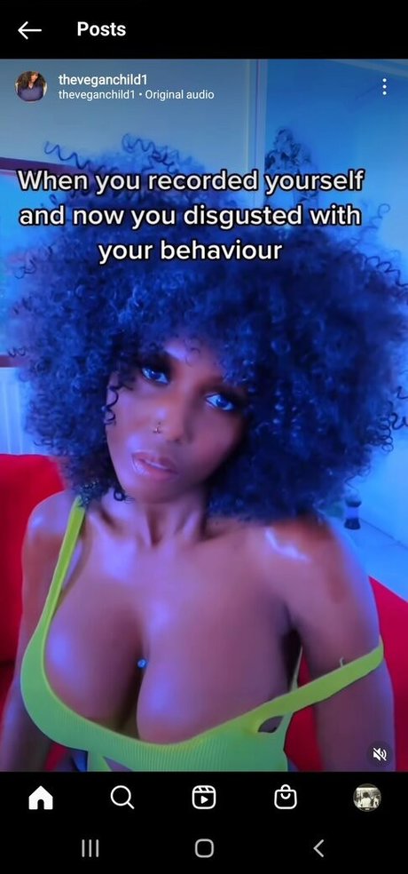 Naken läckt OnlyFans-bild av Theveganchild1