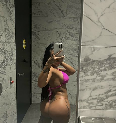 Nagie wyciekłe zdjęcie OnlyFans od Lissythedoll