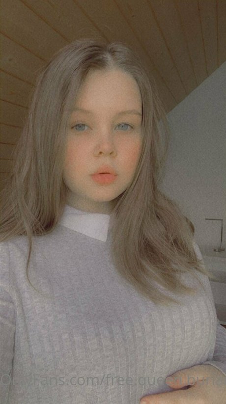 Queenburianova