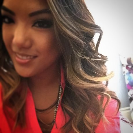 Janelle Ha