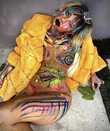 Gabbie Hanna