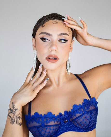Makayla London