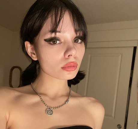 Обнаженная фотография утечки OnlyFans от Kawaiigrrl