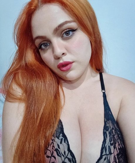 Naken lekkede OnlyFans-bilde av Danis Danielle Azevedo
