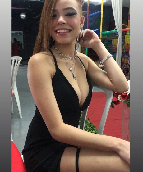 Natalia Gomes OnlyFansリークヌード写真