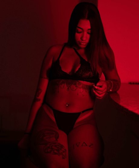 Naakte gelekte OnlyFans-foto van Luana Ramalho