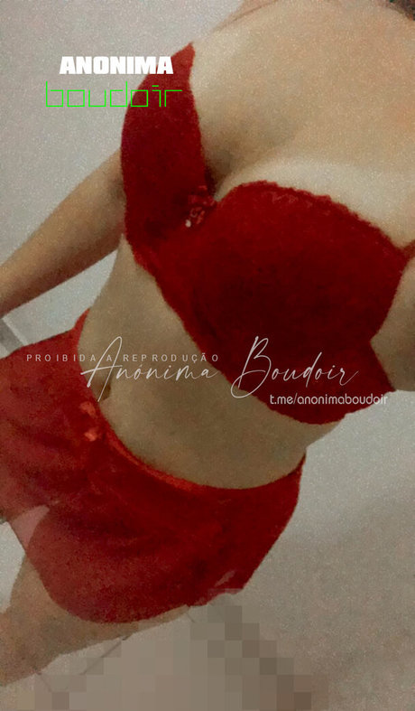 Anonima Boudoir