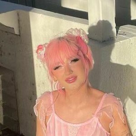 Nahá fotka uniklých OnlyFans od Peachprc