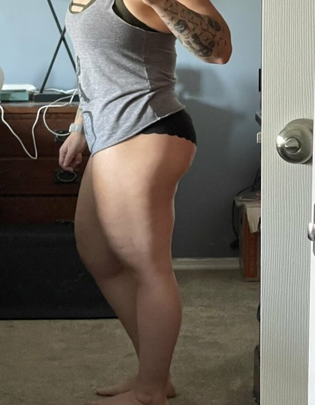 Holy Elle OnlyFans