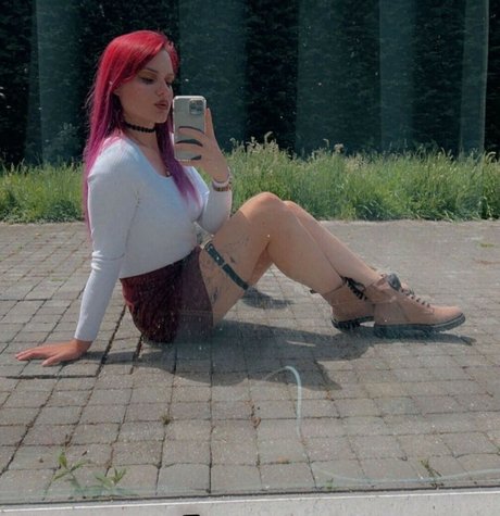 Naken läckt OnlyFans-bild av Lovergirl 1999