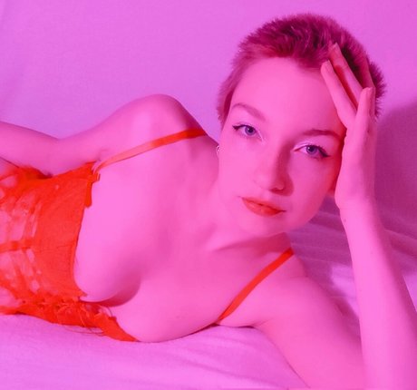 Foto desnuda filtrada de OnlyFans de Flwrs