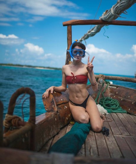 Alaston vuotanut OnlyFans-kuva Azrael Renee