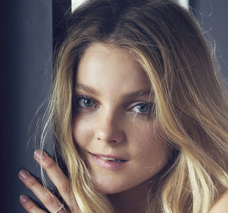 Nøgent lækket OnlyFans-billede af Eniko Mihalik