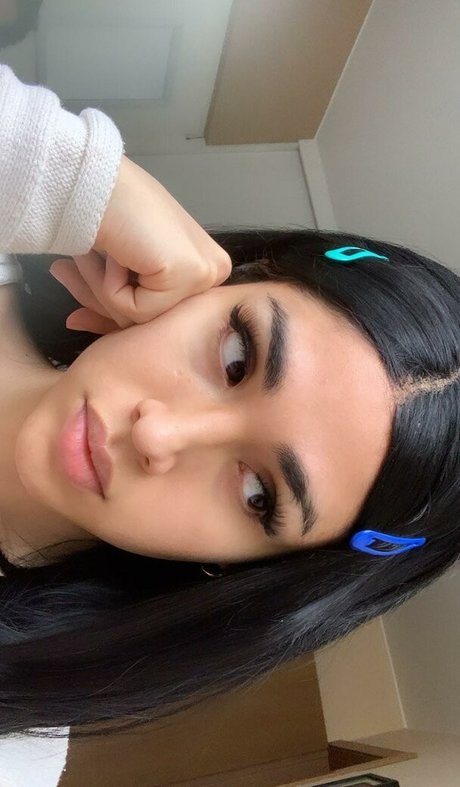 Foto nua vazada do OnlyFans de Ts Mademoiselle Gia