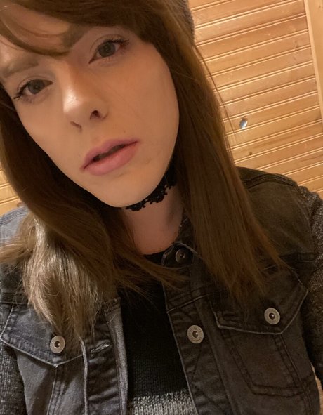 Naken lekkede OnlyFans-bilde av Outthererowan