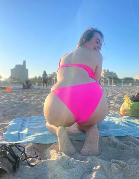 Обнаженная фотография утечки OnlyFans от Emmy Lynn