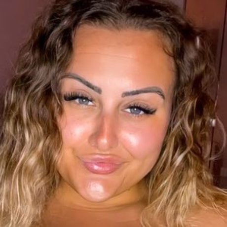 Nacktes geleaktes OnlyFans-Foto von Mollyjaynee