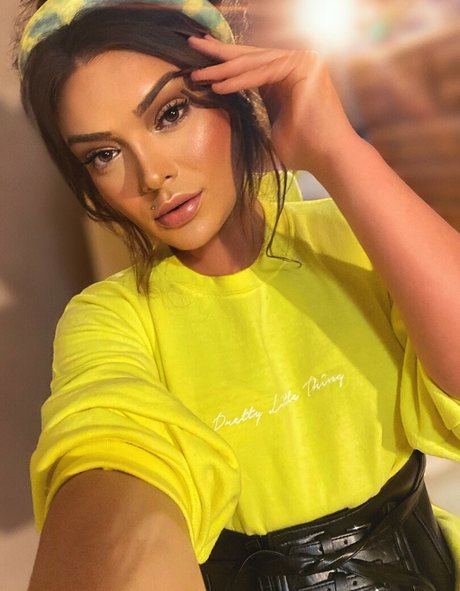 Nacktes geleaktes OnlyFans-Foto von Imogen Loxley