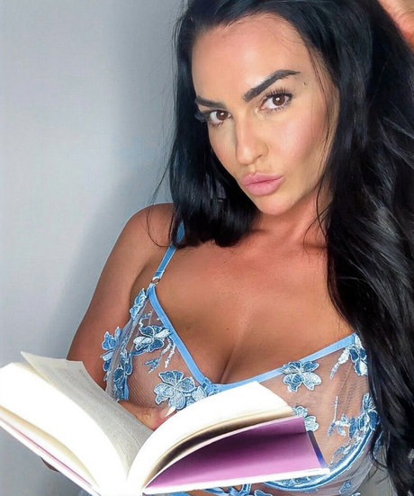 Naken lekkede OnlyFans-bilde av Matildamarshall