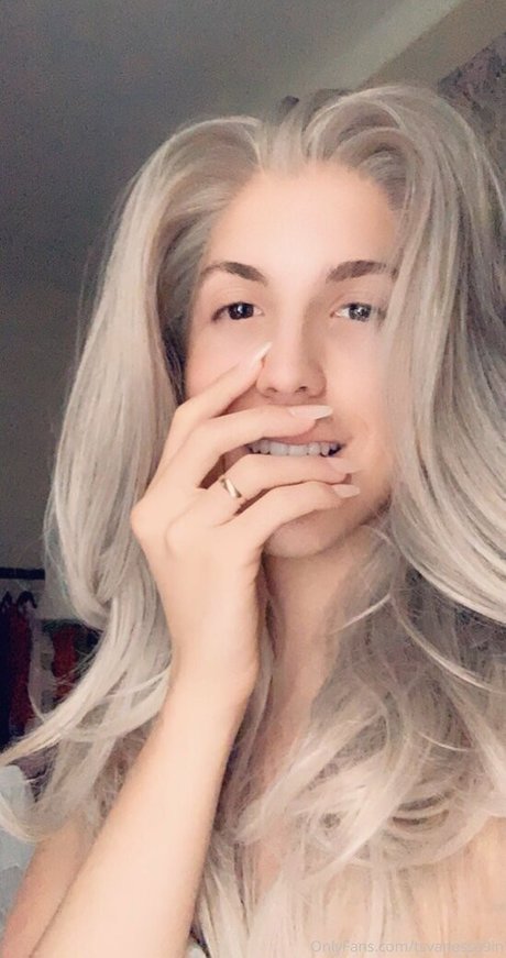 Vanessa9in