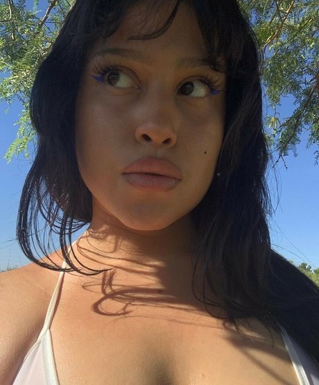 Lamoneydiosa  nude leaked OnlyFans photo