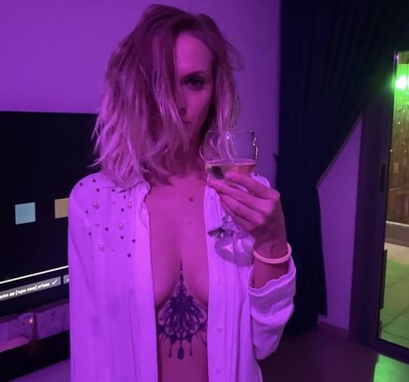 Foto di nudo di fuga di OnlyFans di Pinkprincessonsky