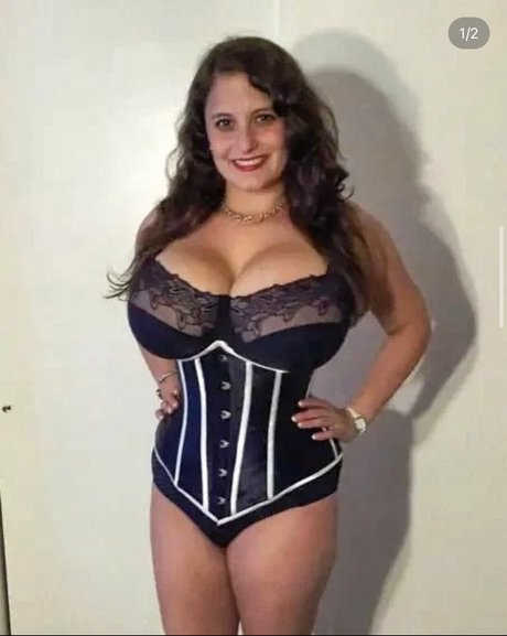 Avery Millah OnlyFans泄露裸照