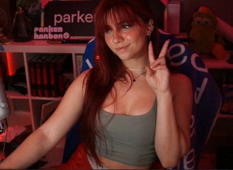 Naken lekkede OnlyFans-bilde av Parkenharbor