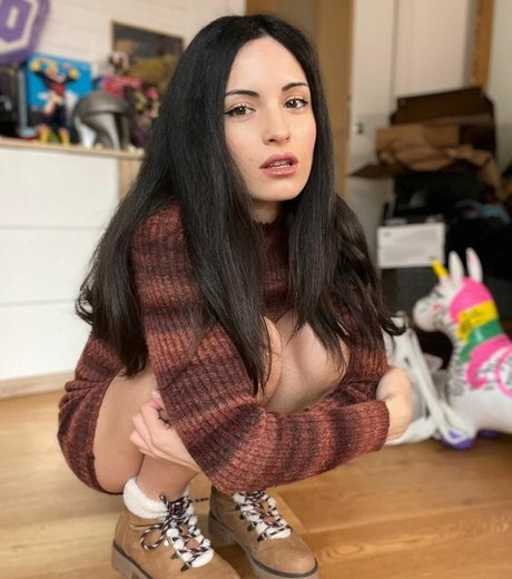 Alasti lekkinud OnlyFans-i pilt Kafkanya