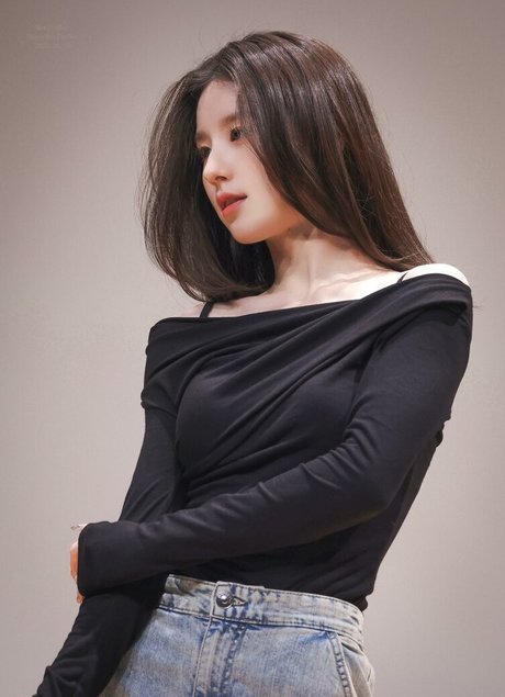 Nøgent lækket OnlyFans-billede af Heejin