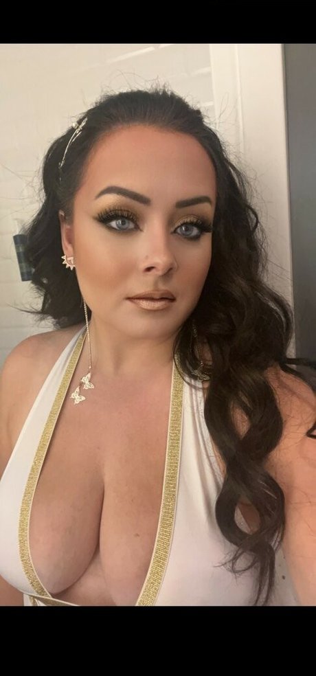 Nahá fotka uniklých OnlyFans od Megan Gaither