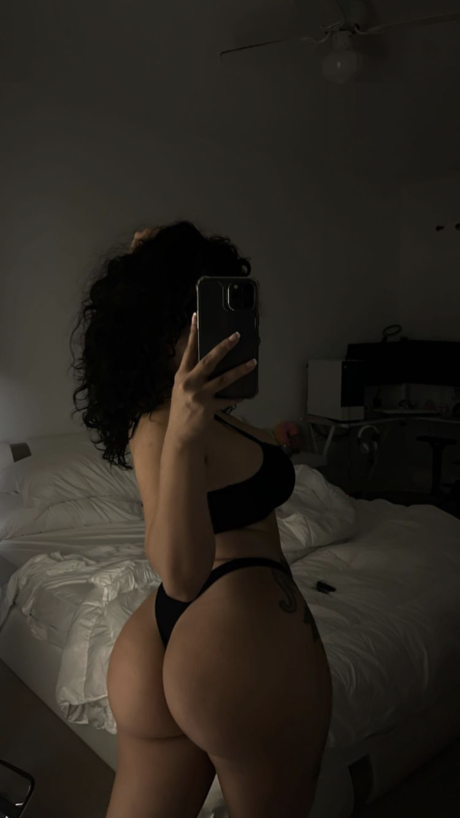 Nahá fotka uniklých OnlyFans od Bri