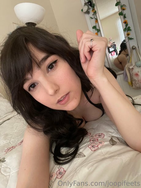 Nacktes geleaktes OnlyFans-Foto von Jessie Smith
