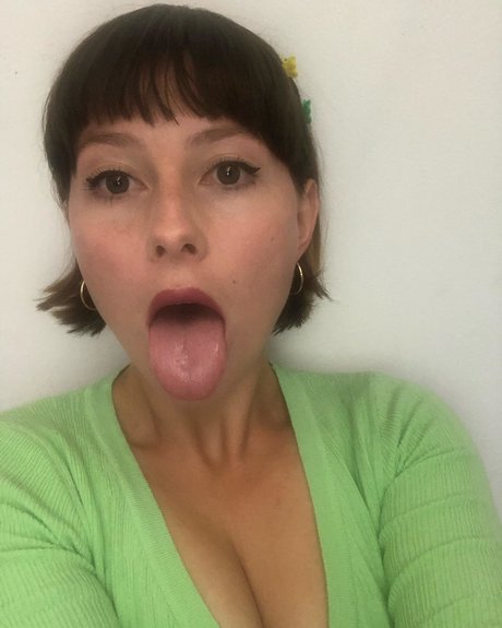 Bel Larcombe