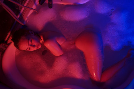 Alaston vuotanut OnlyFans-kuva Renata Ri