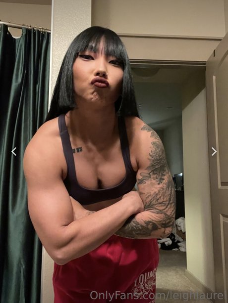 Naken läckt OnlyFans-bild av Leigh Laurel
