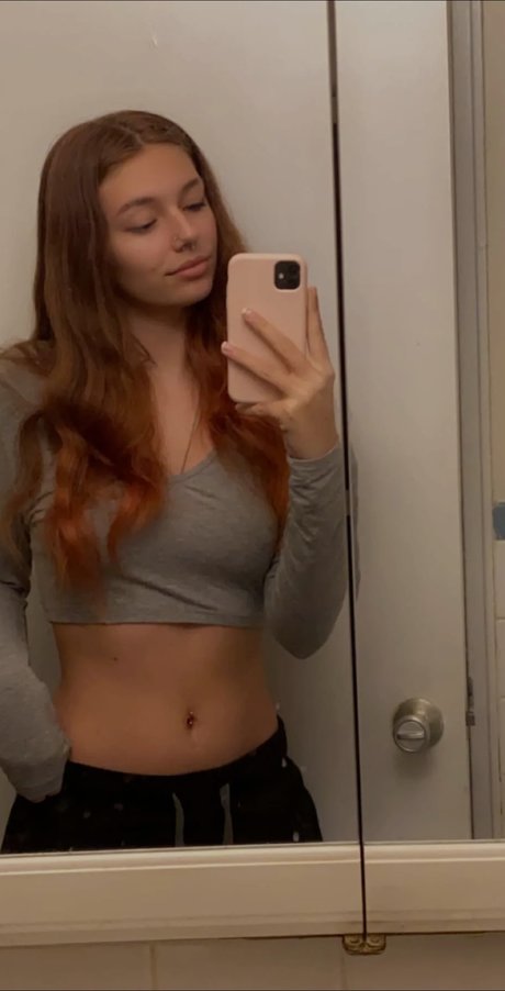 Lydia Renae