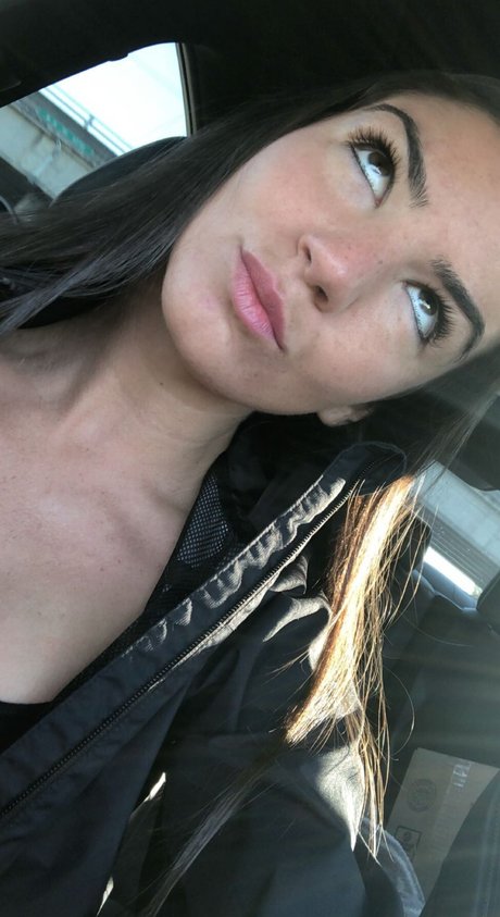 Carlie Jo