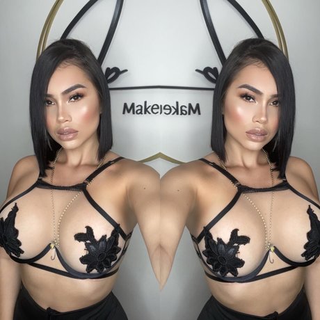 Colombiana Bombshell Mel