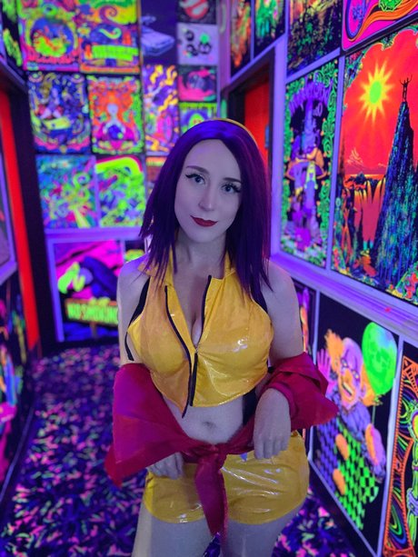 Nahá fotka uniklých OnlyFans od Maddie Reznor
