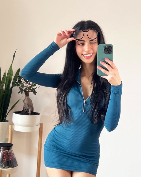 Nagie wyciekłe zdjęcie OnlyFans od Lucrelisa