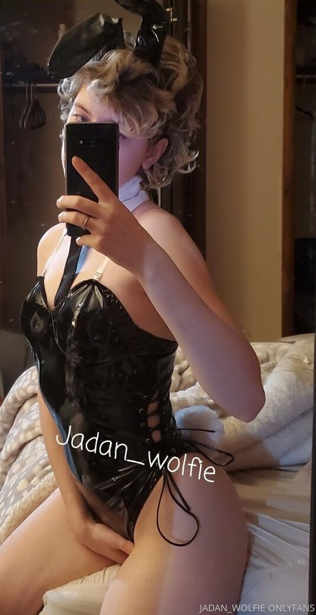 Jadan_Wolfie