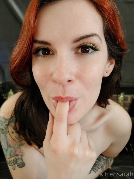 Naken läckt OnlyFans-bild av Kitten Sarah