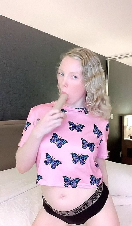 Nahá fotka uniklých OnlyFans od Madison Jo