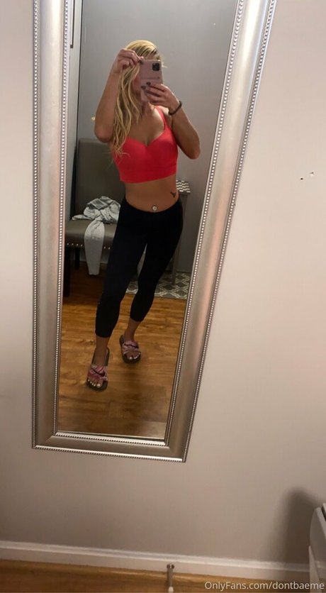 Nahá fotka uniklých OnlyFans od Dontbaeme